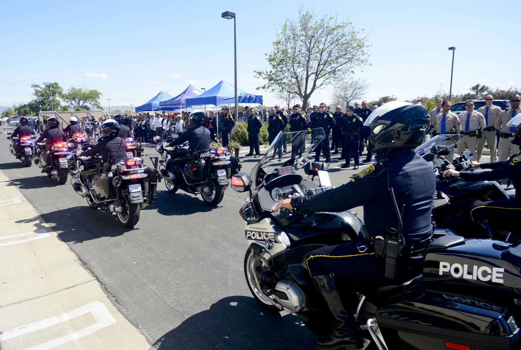 051618 Police memorial 07.jpg